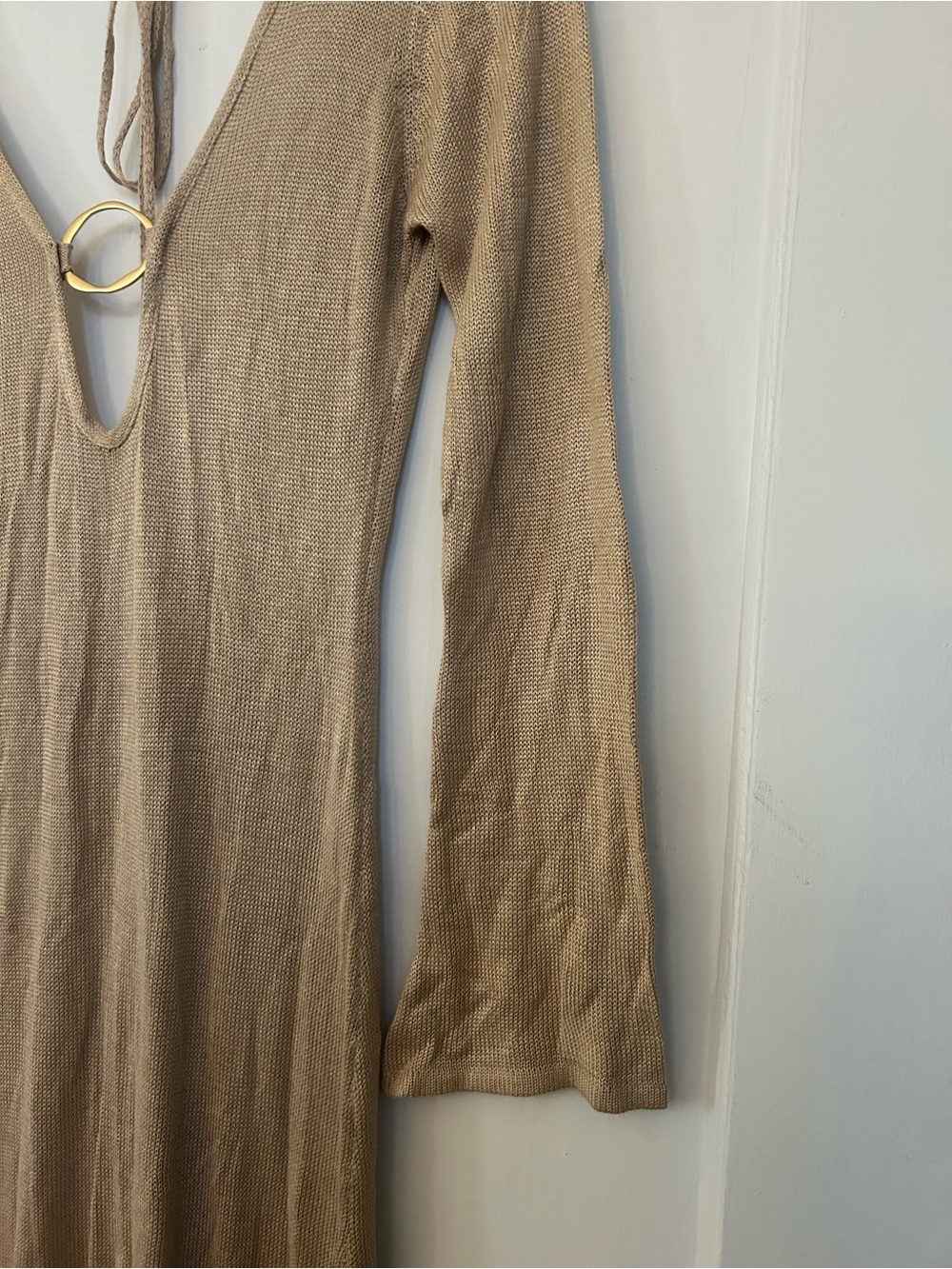 Flook the Label Nayala Long Sleeve Deep V Ring-Detail Maxi Dress - Picture 3 of 8